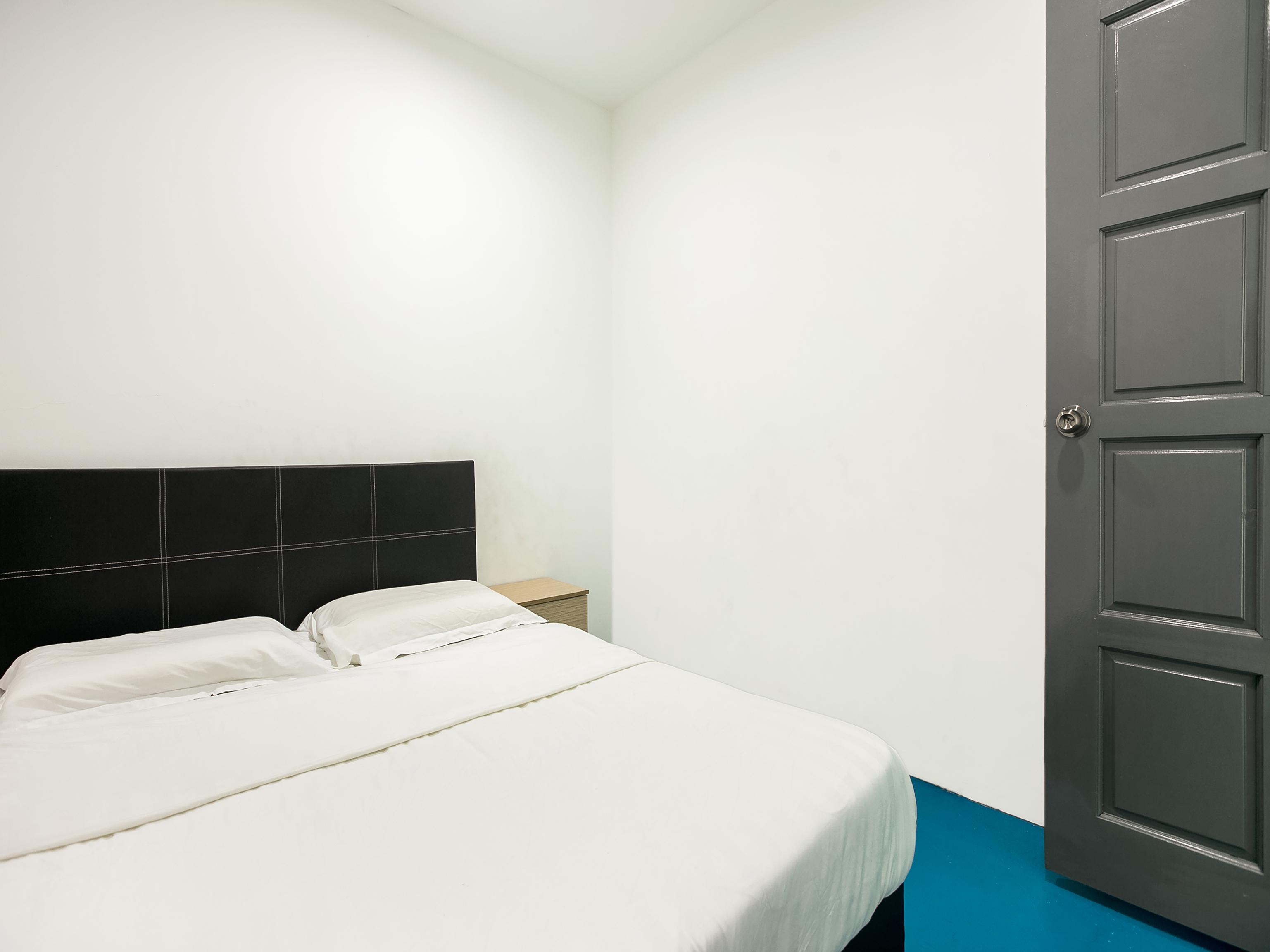 SPOT ON 89726 Capsule Inn Kota Kinabalu Extérieur photo