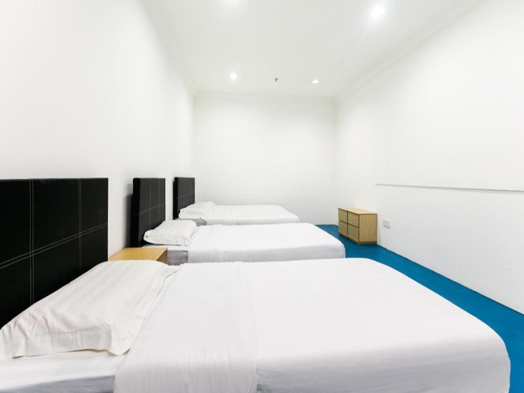SPOT ON 89726 Capsule Inn Kota Kinabalu Extérieur photo